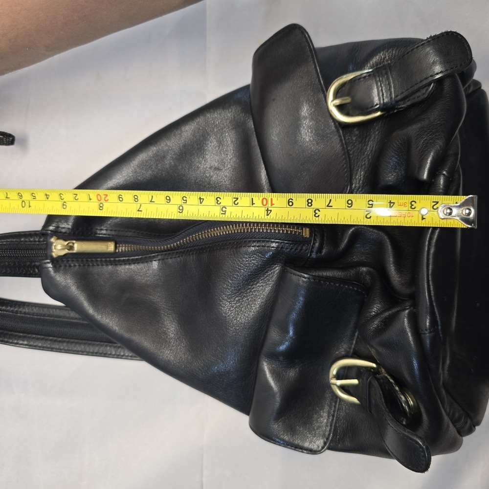 Boulder Ridge Black Leather Convertible Backpack/crossbody - Picture 12 of 12